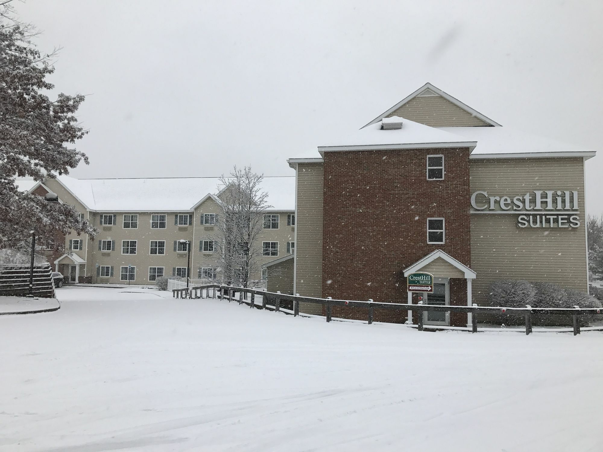 Cresthill Suites Suny University อัลบานี ภายนอก รูปภาพ